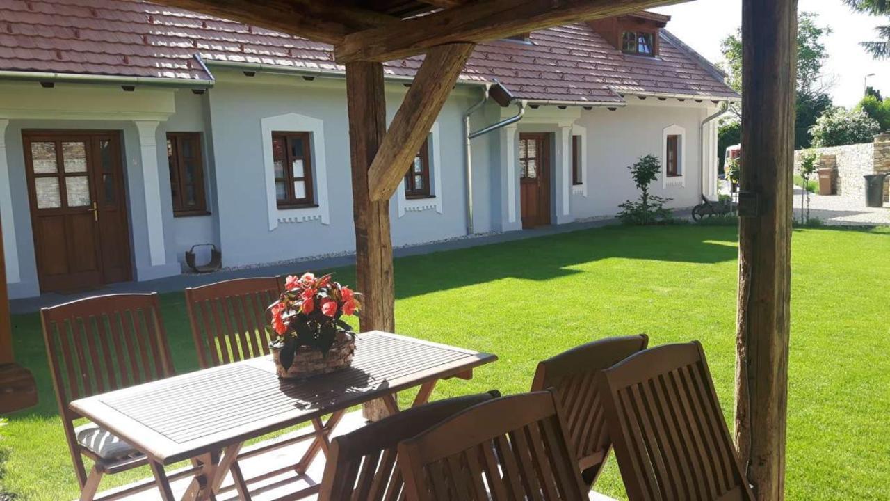 Arácsi Vendégház Balatonfüred Extérieur photo
