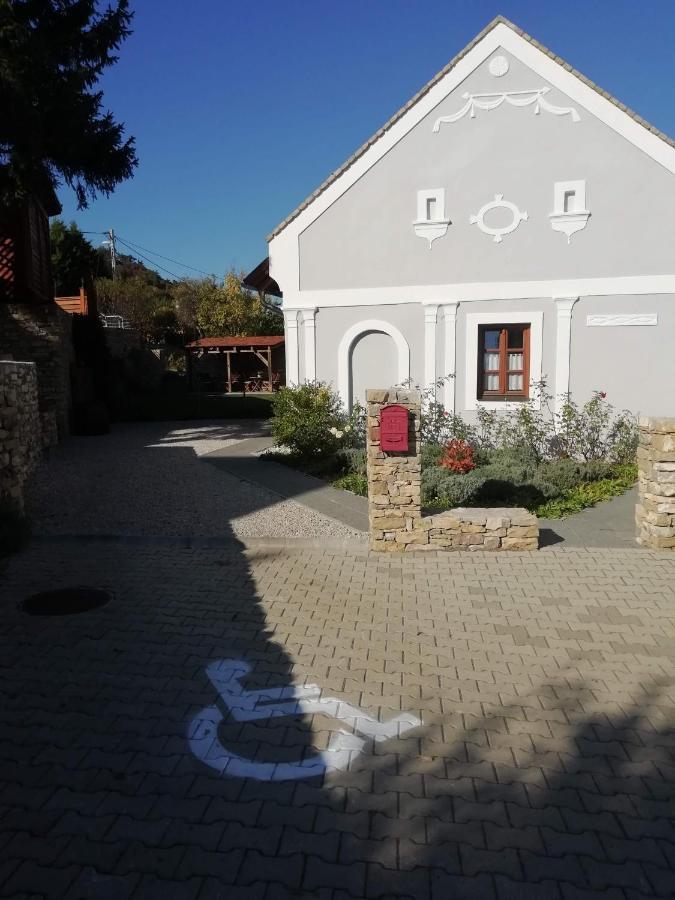 Arácsi Vendégház Balatonfüred Extérieur photo